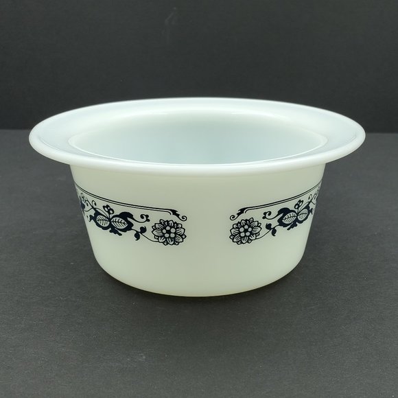 Pyrex Old Town Blue Butter Tub Corningware Blue Onion Bowl - Picture 4 of 8